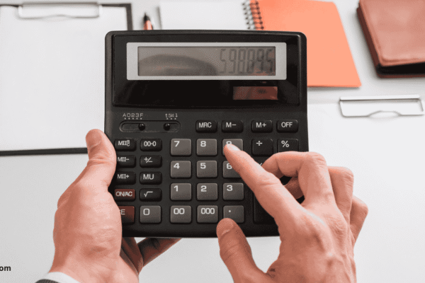 SaaS Pricing Calculator–Maximize your revenue in 2025 SaaS Pricing Calculator – Maximize your revenue in 2025 & Choose the best pricing model